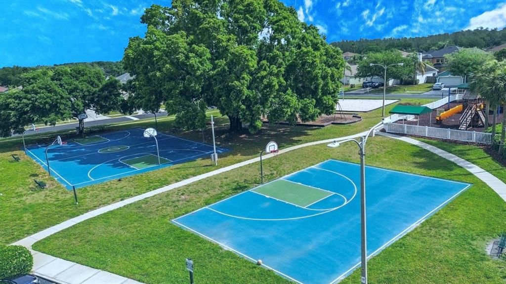 合同活跃: $480,000 (5 贝兹, 3 浴室, 2920 平方英尺)