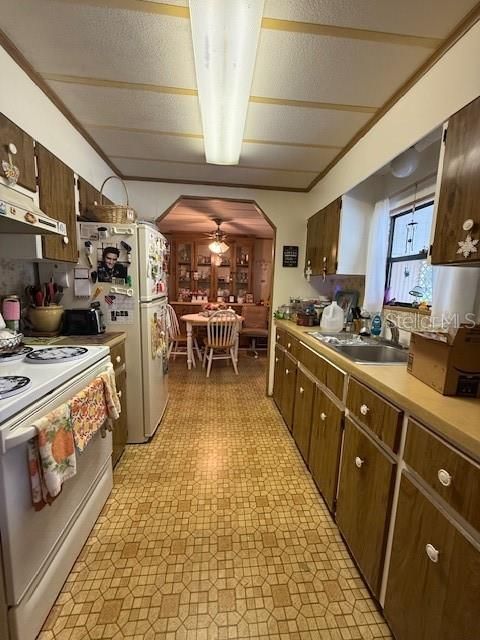 En Venta: $140,000 (3 camas, 2 baños, 1104 Pies cuadrados)