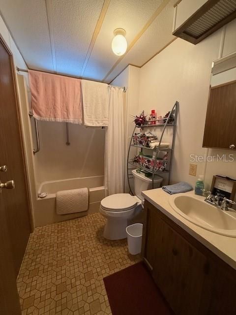 En Venta: $140,000 (3 camas, 2 baños, 1104 Pies cuadrados)