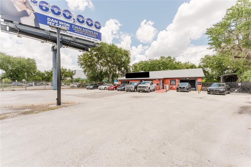 合同活跃: $120,000 (0 贝兹, 0 浴室, 1476 平方英尺)