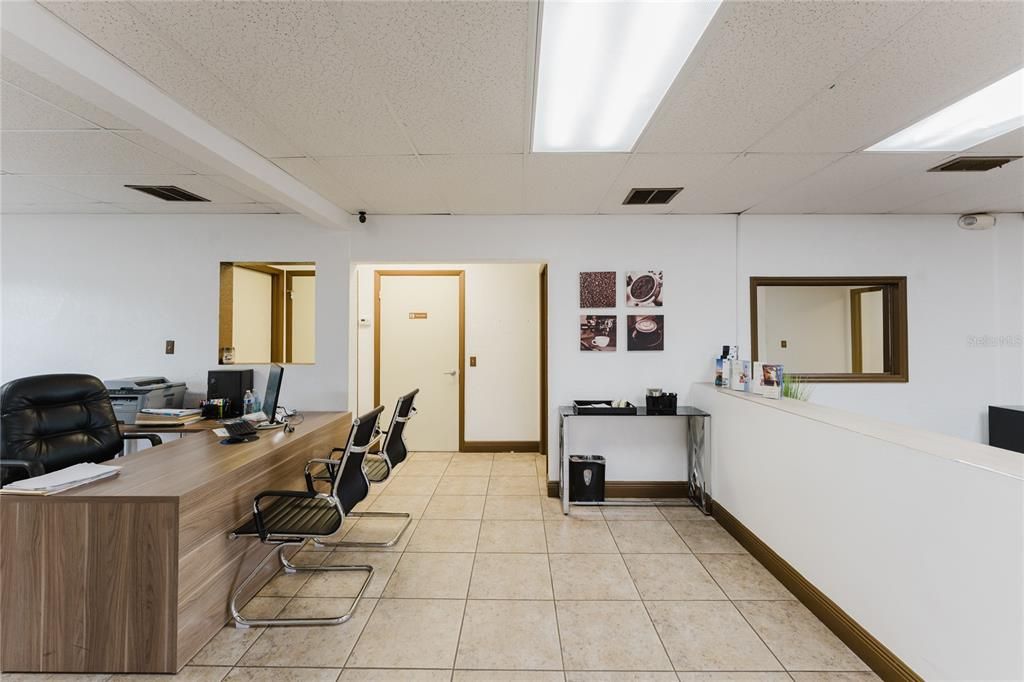 合同活跃: $120,000 (0 贝兹, 0 浴室, 1476 平方英尺)