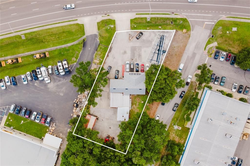 合同活跃: $120,000 (0 贝兹, 0 浴室, 1476 平方英尺)