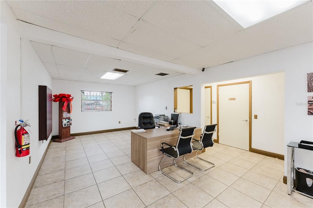 合同活跃: $120,000 (0 贝兹, 0 浴室, 1476 平方英尺)