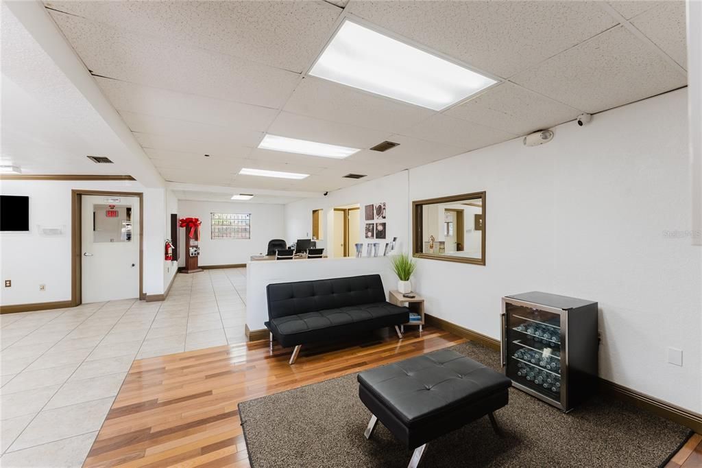 合同活跃: $120,000 (0 贝兹, 0 浴室, 1476 平方英尺)