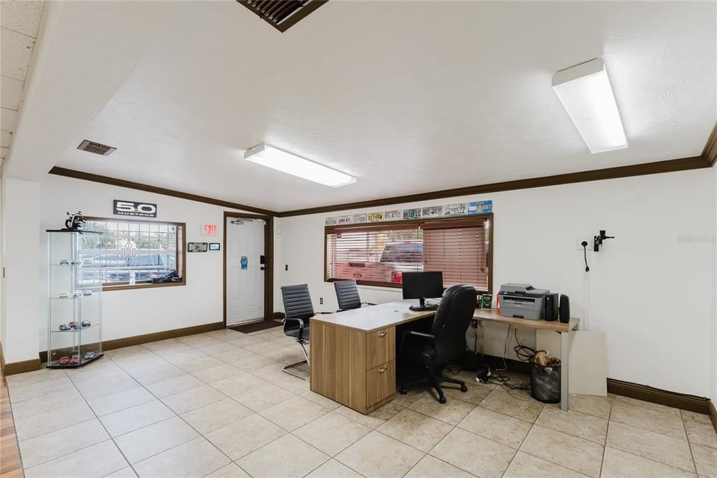 合同活跃: $120,000 (0 贝兹, 0 浴室, 1476 平方英尺)