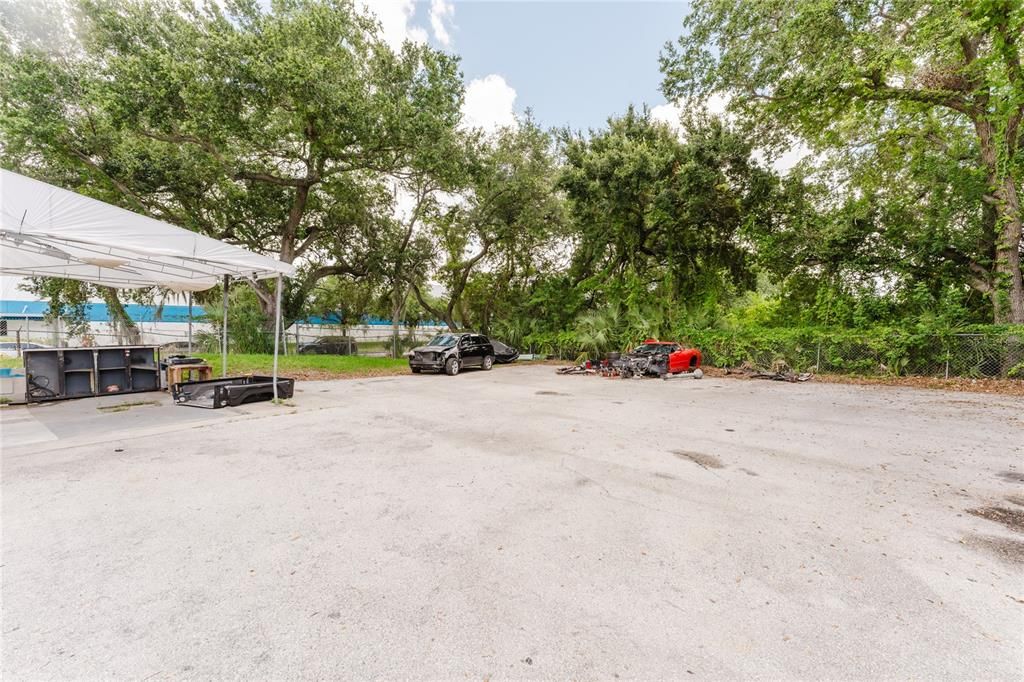 合同活跃: $120,000 (0 贝兹, 0 浴室, 1476 平方英尺)