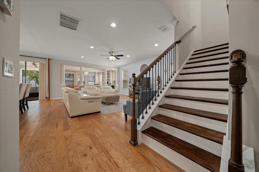 Activo con contrato: $599,990 (5 camas, 3 baños, 3190 Pies cuadrados)