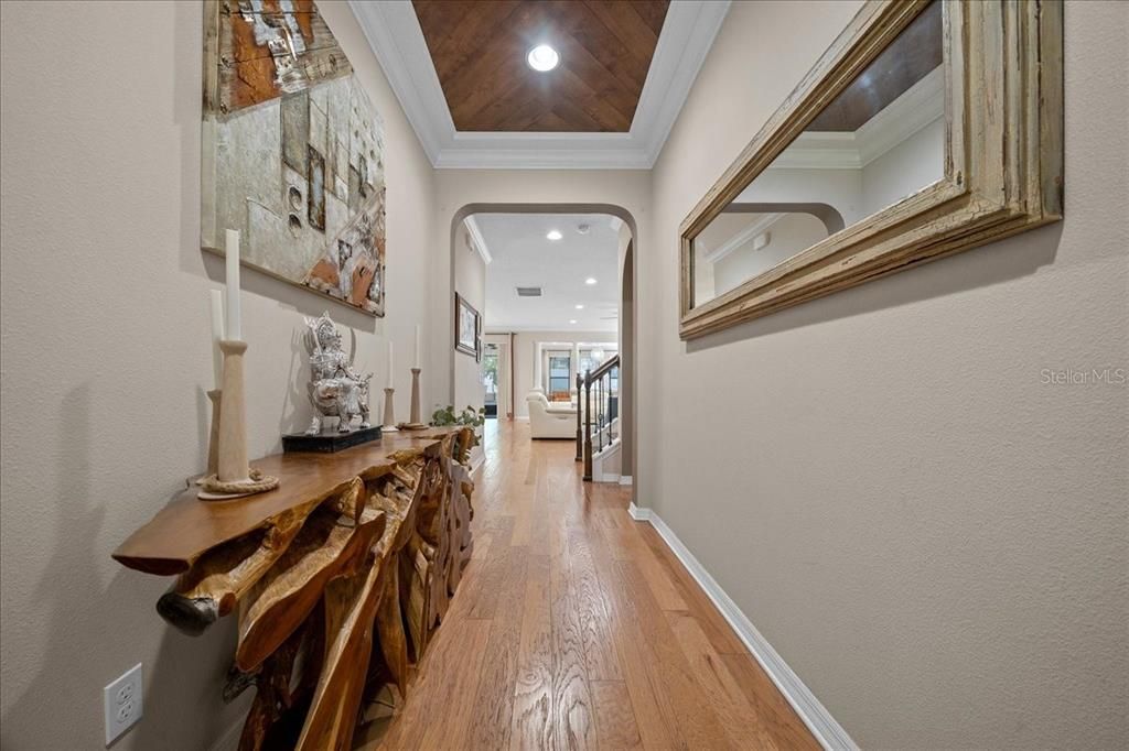 Activo con contrato: $599,990 (5 camas, 3 baños, 3190 Pies cuadrados)