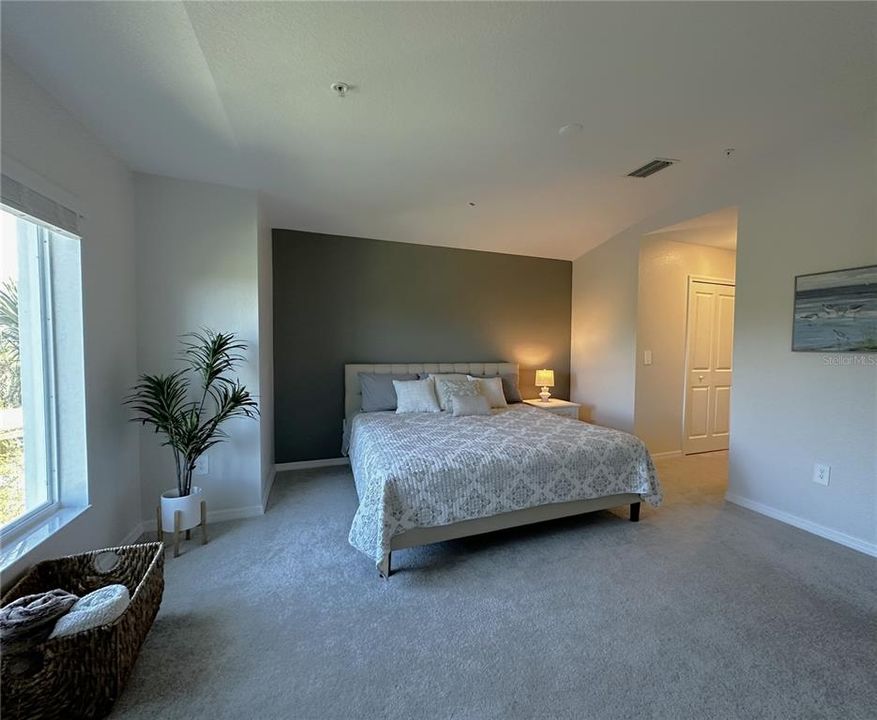 For Rent: $6,000 (2 beds, 2 baths, 1596 Square Feet)