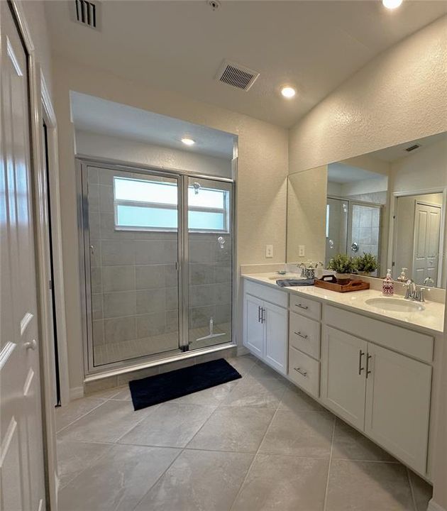 For Rent: $6,000 (2 beds, 2 baths, 1596 Square Feet)