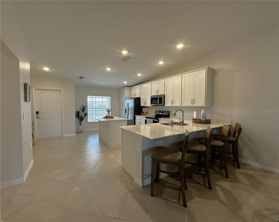 For Rent: $6,000 (2 beds, 2 baths, 1596 Square Feet)