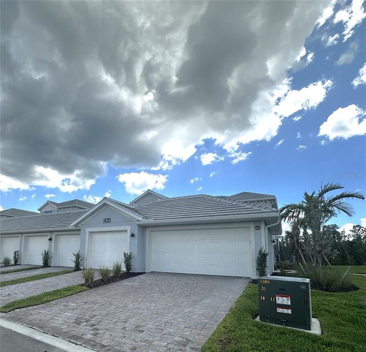 For Rent: $6,000 (2 beds, 2 baths, 1596 Square Feet)