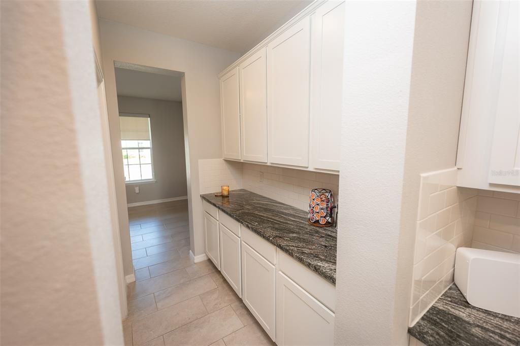 待售: $765,000 (4 贝兹, 3 浴室, 3313 平方英尺)