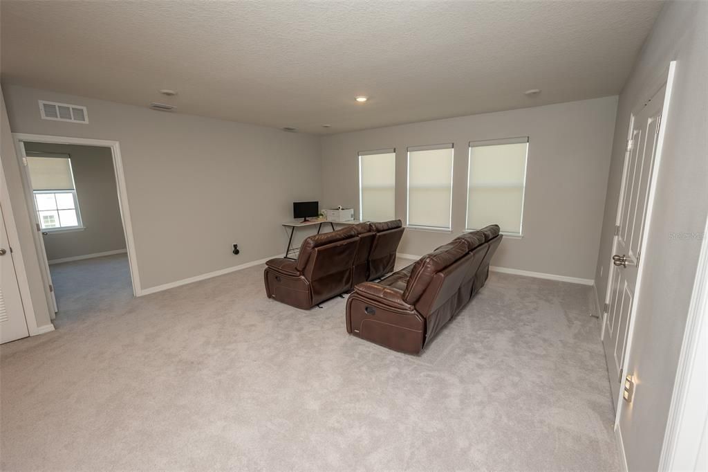 待售: $765,000 (4 贝兹, 3 浴室, 3313 平方英尺)