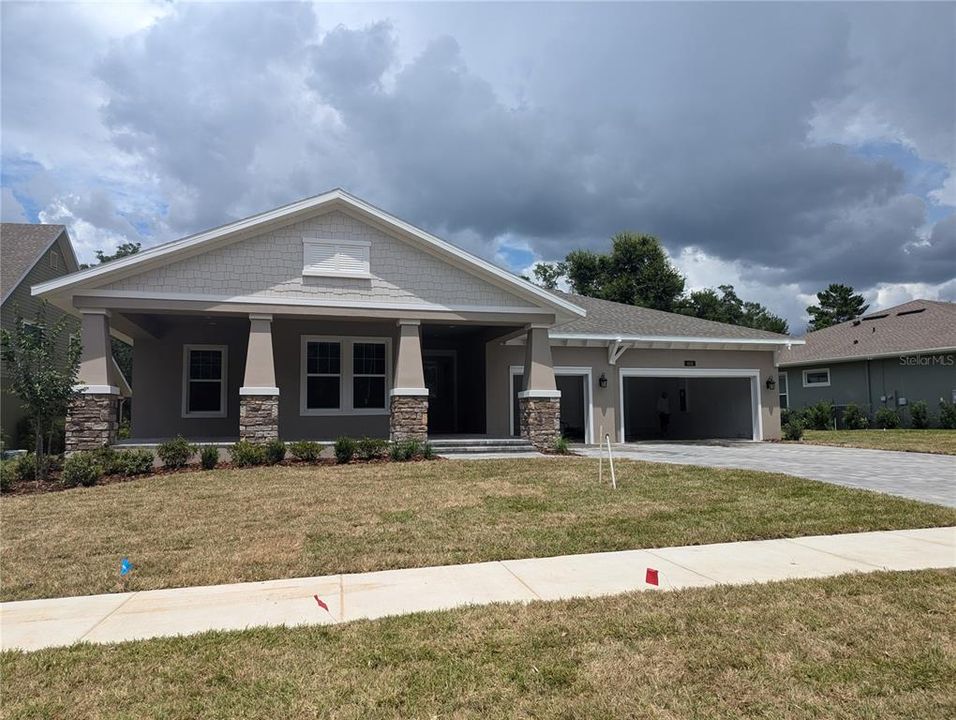 Recently Sold: $725,000 (5 beds, 3 baths, 2866 Square Feet)