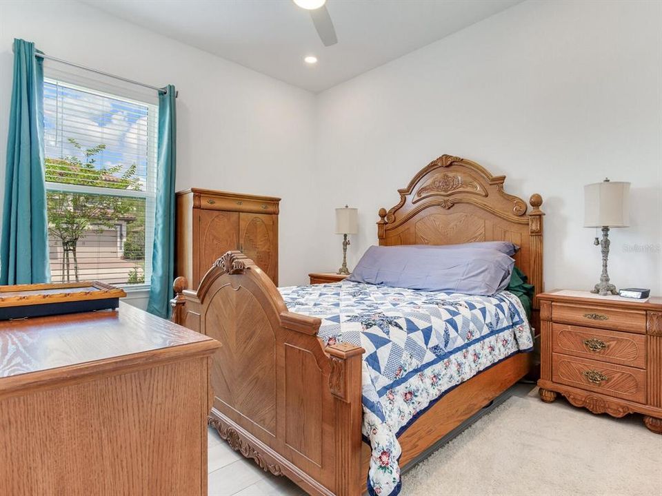 For Sale: $1,099,000 (5 beds, 4 baths, 3615 Square Feet)