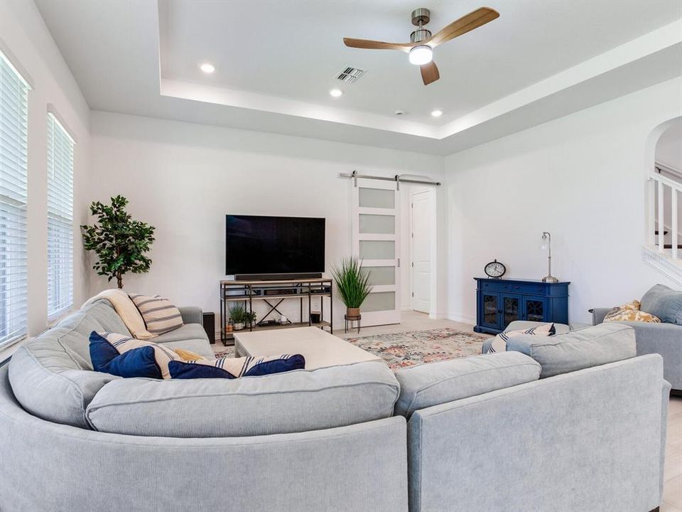 For Sale: $1,099,000 (5 beds, 4 baths, 3615 Square Feet)