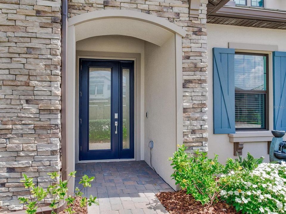 For Sale: $1,099,000 (5 beds, 4 baths, 3615 Square Feet)