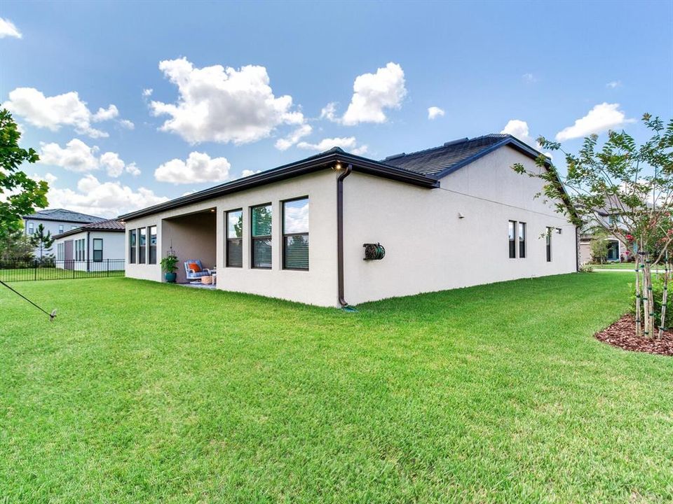 For Sale: $1,099,000 (5 beds, 4 baths, 3615 Square Feet)