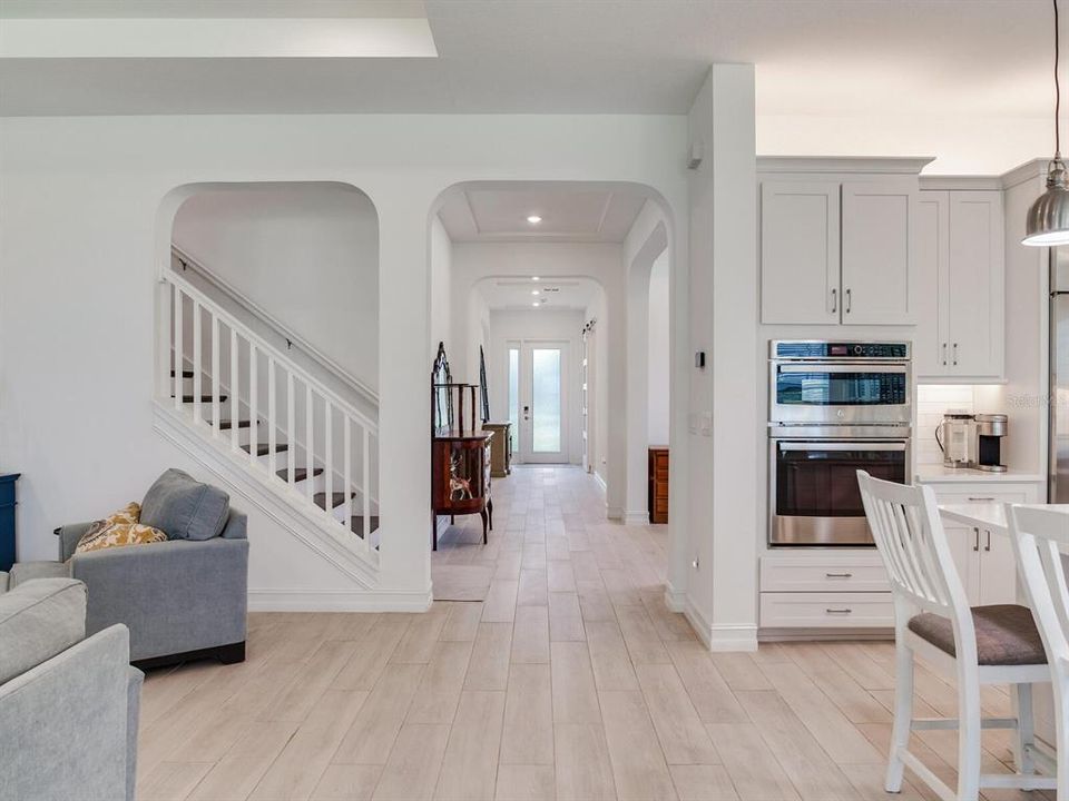 For Sale: $1,099,000 (5 beds, 4 baths, 3615 Square Feet)