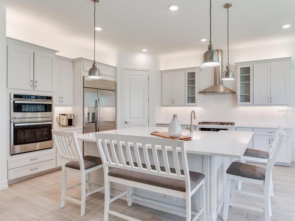 For Sale: $1,099,000 (5 beds, 4 baths, 3615 Square Feet)