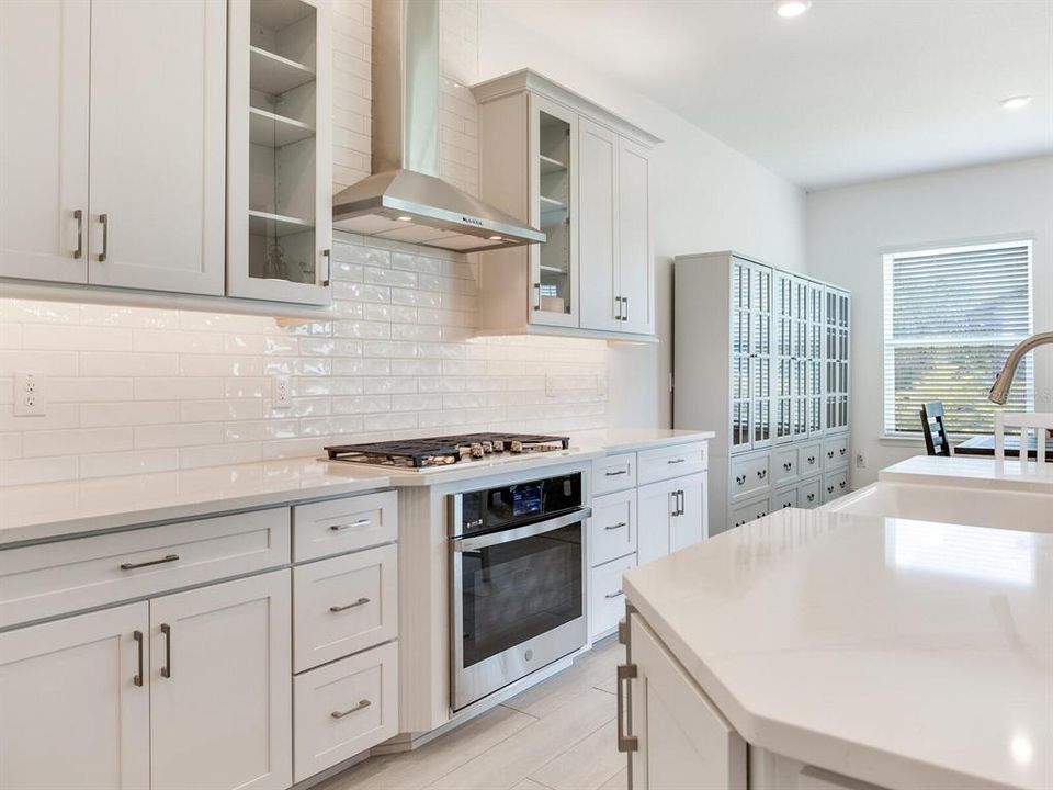 For Sale: $1,099,000 (5 beds, 4 baths, 3615 Square Feet)