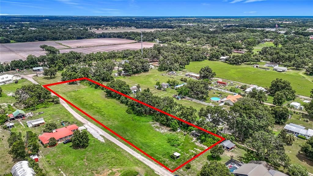 En Venta: $295,000 (2.40 acres)