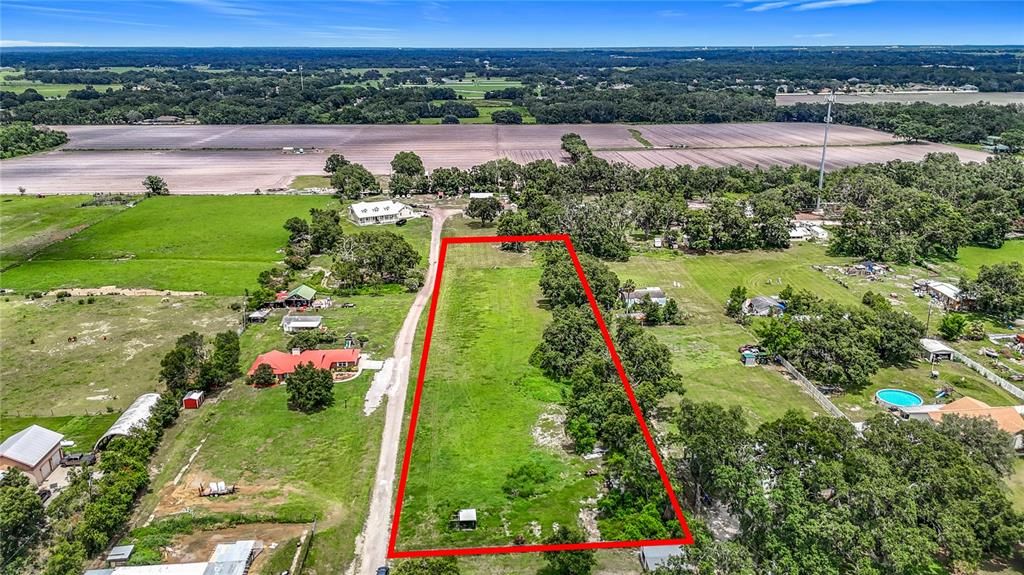 En Venta: $295,000 (2.40 acres)