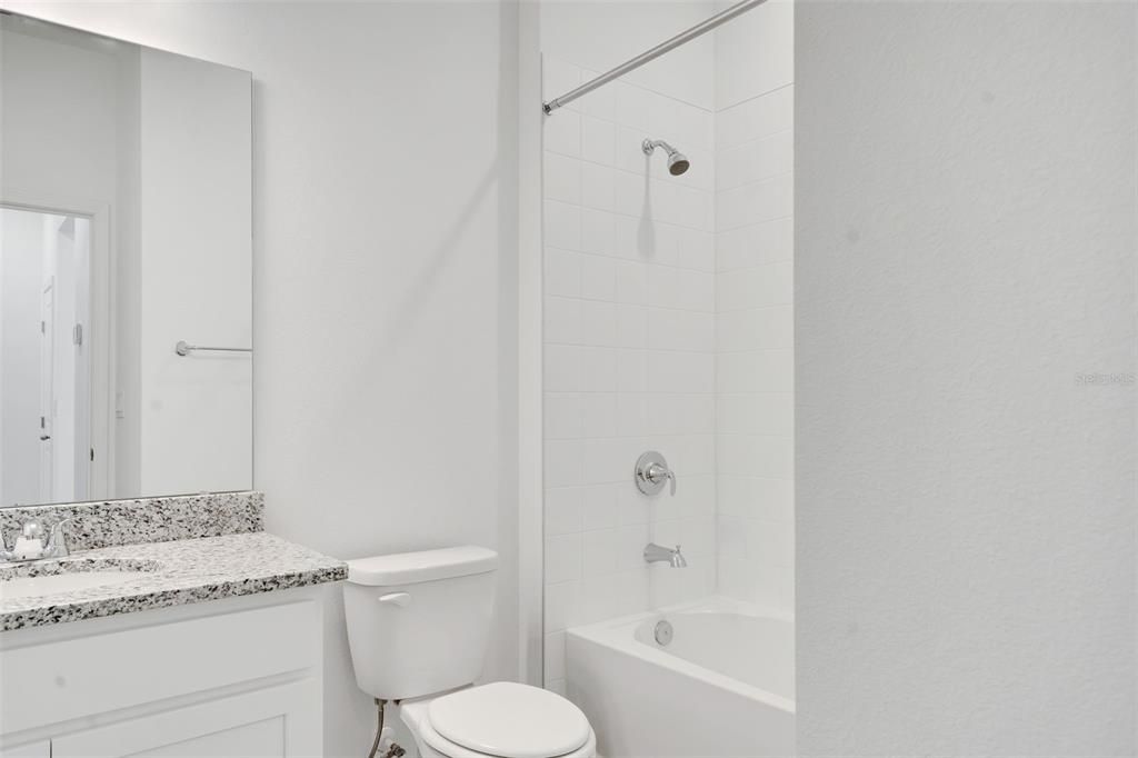 待售: $279,466 (4 贝兹, 2 浴室, 1598 平方英尺)