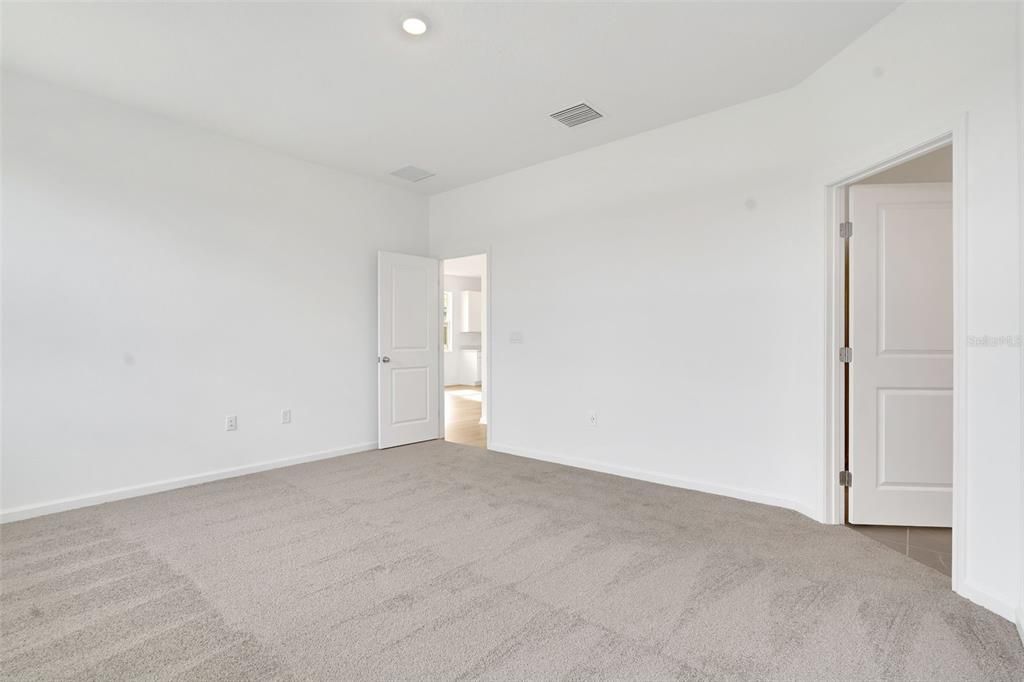 待售: $279,466 (4 贝兹, 2 浴室, 1598 平方英尺)