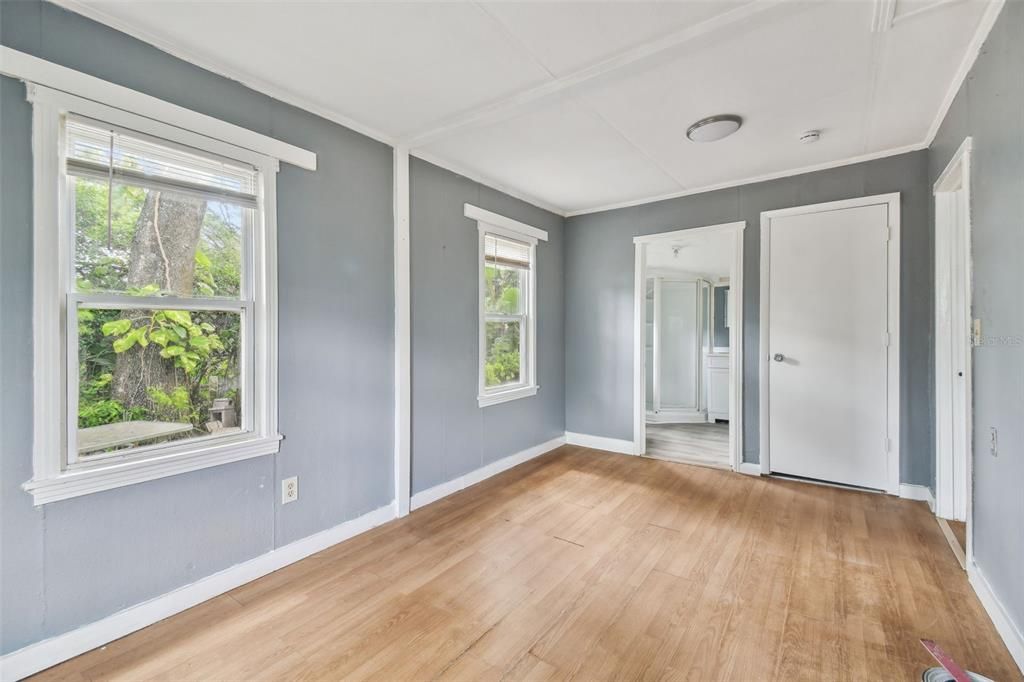 Active With Contract: $780,000 (12 beds, 0 baths, 3825 Square Feet)