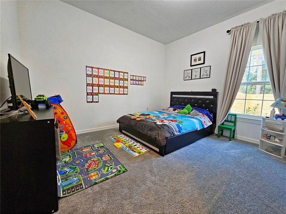 For Sale: $349,777 (3 beds, 2 baths, 1760 Square Feet)