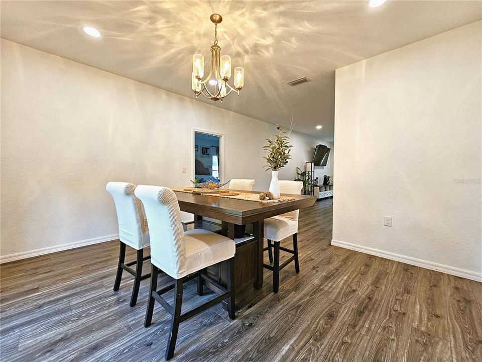 For Sale: $349,777 (3 beds, 2 baths, 1760 Square Feet)