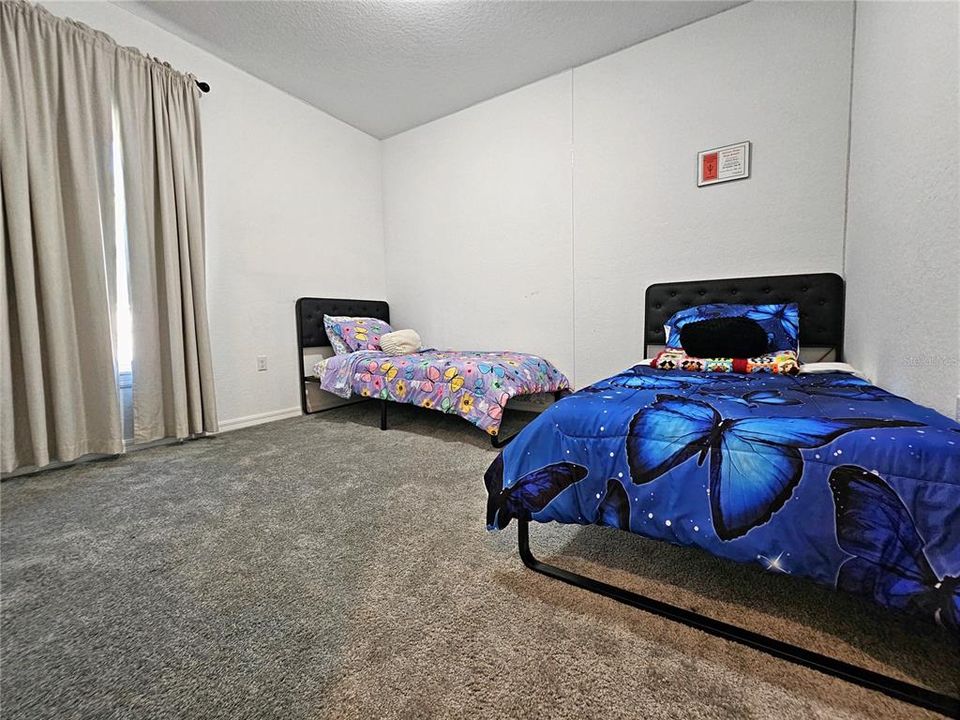 For Sale: $349,777 (3 beds, 2 baths, 1760 Square Feet)