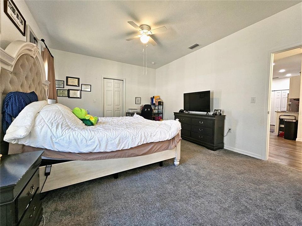 For Sale: $349,777 (3 beds, 2 baths, 1760 Square Feet)