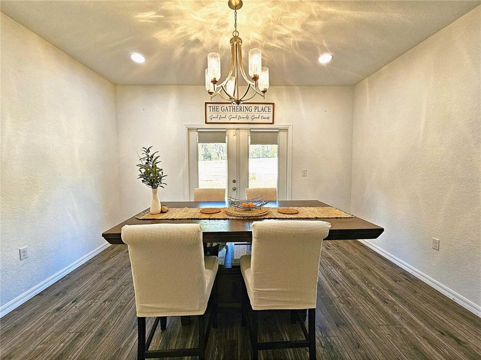 For Sale: $349,777 (3 beds, 2 baths, 1760 Square Feet)