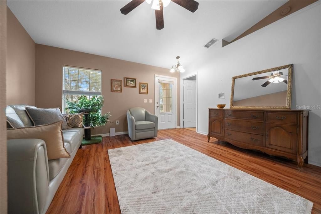 На продажу: $747,000 (3 спален, 2 ванн, 1508 Квадратных фут)