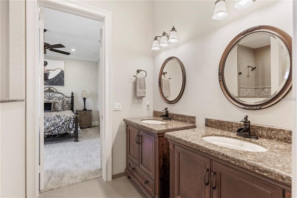 For Sale: $2,795,000 (4 beds, 4 baths, 4463 Square Feet)