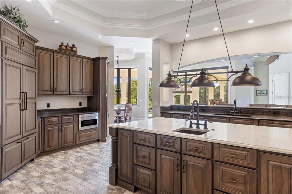 For Sale: $2,795,000 (4 beds, 4 baths, 4463 Square Feet)