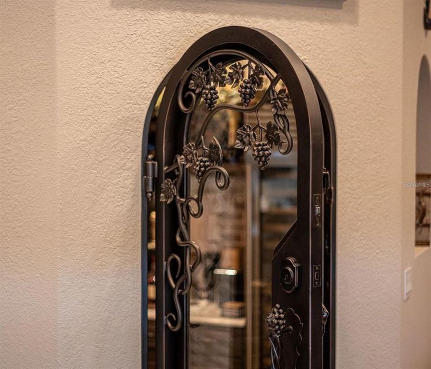 For Sale: $2,795,000 (4 beds, 4 baths, 4463 Square Feet)