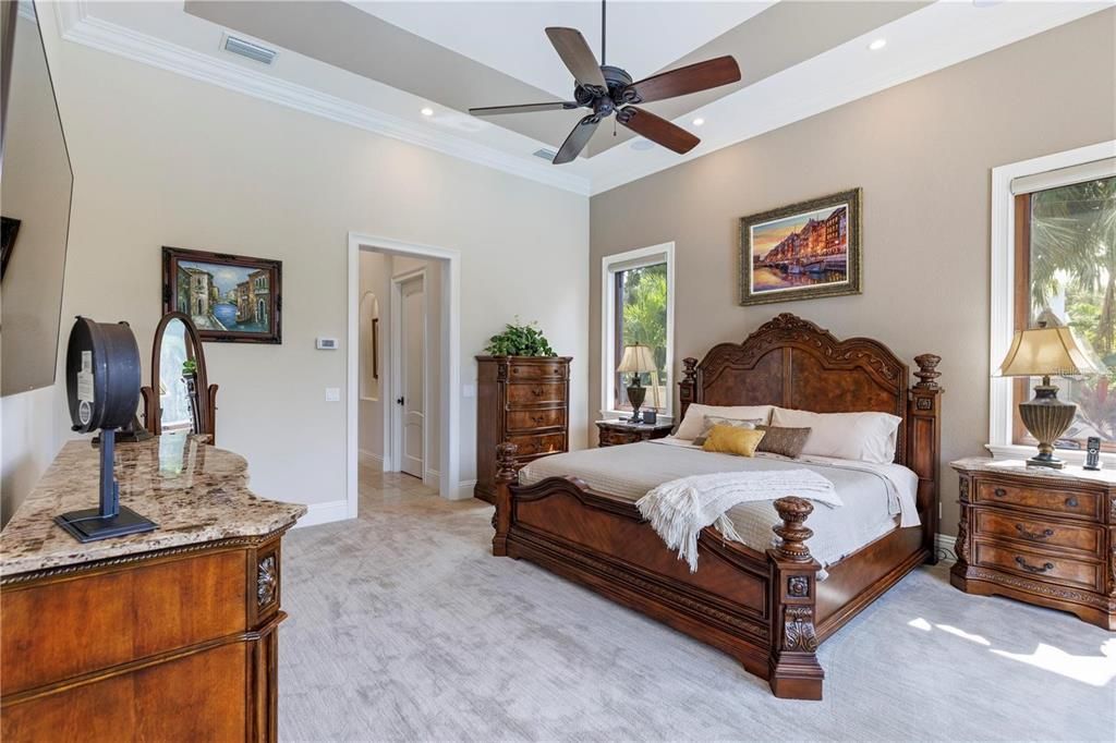 For Sale: $2,795,000 (4 beds, 4 baths, 4463 Square Feet)