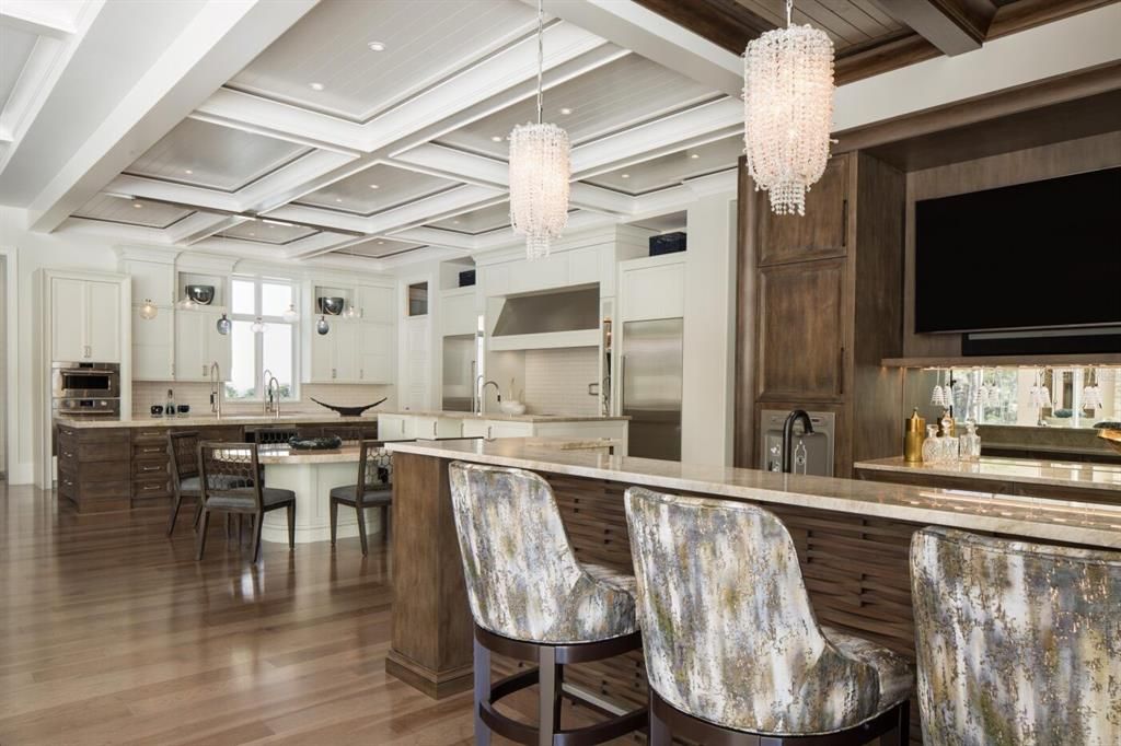 For Sale: $3,895,000 (3 beds, 3 baths, 3523 Square Feet)