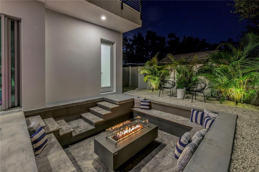 En Renta: $18,500 (6 camas, 6 baños, 3765 Pies cuadrados)