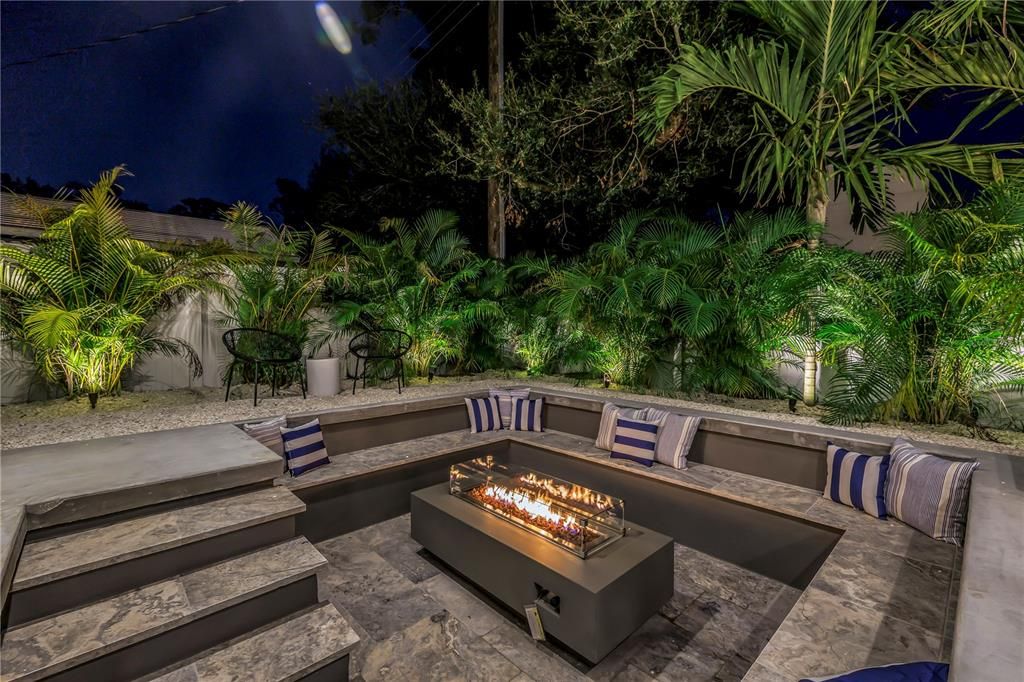 En Renta: $18,500 (6 camas, 6 baños, 3765 Pies cuadrados)