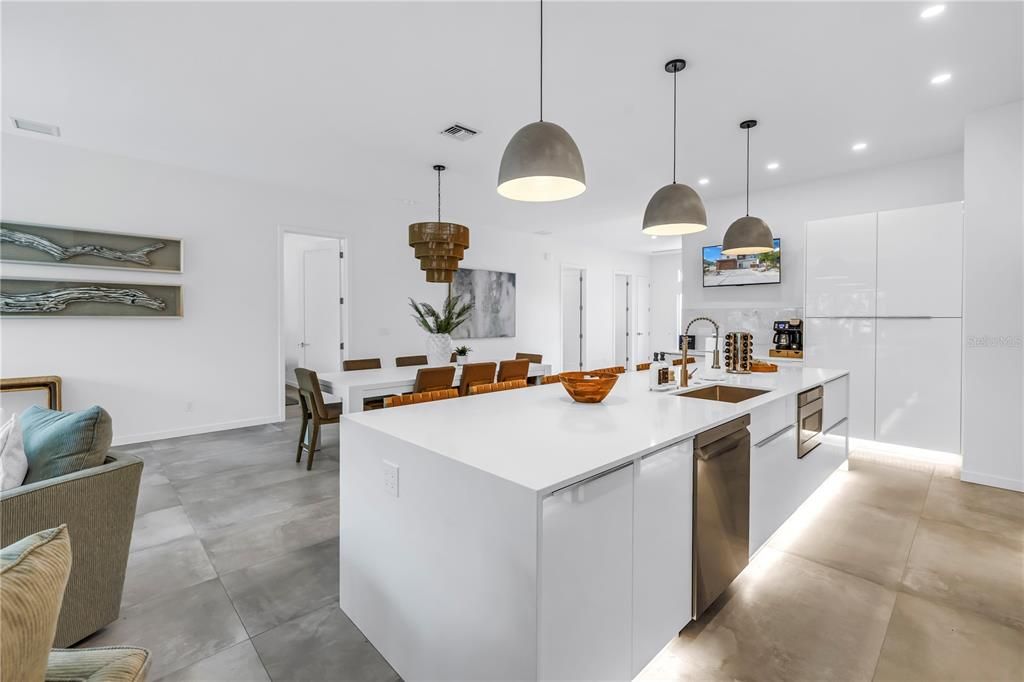 En Renta: $18,500 (6 camas, 6 baños, 3765 Pies cuadrados)