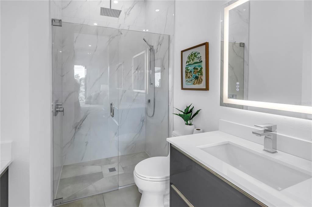 En Renta: $18,500 (6 camas, 6 baños, 3765 Pies cuadrados)