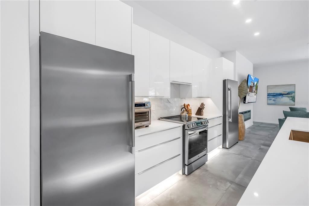 En Renta: $18,500 (6 camas, 6 baños, 3765 Pies cuadrados)