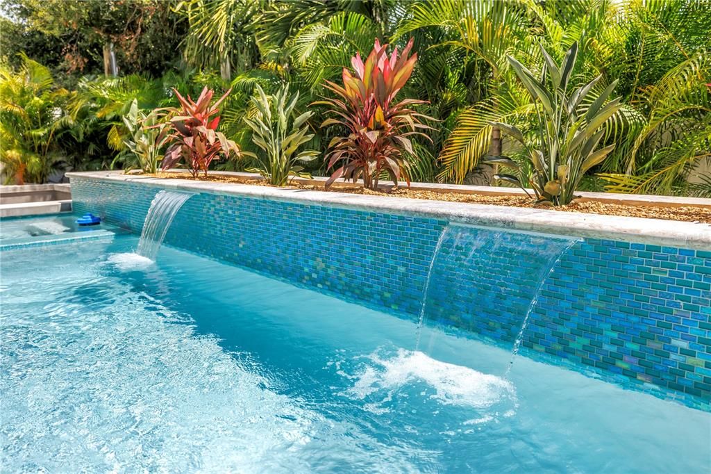 En Renta: $18,500 (6 camas, 6 baños, 3765 Pies cuadrados)