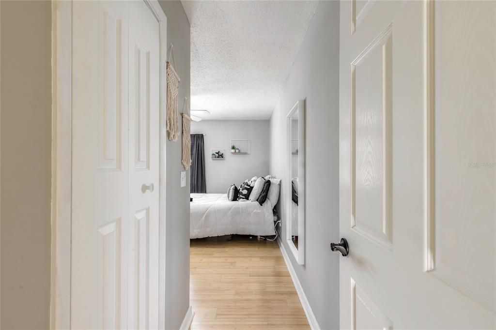 待售: $285,000 (3 贝兹, 3 浴室, 1420 平方英尺)