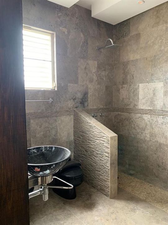 Active With Contract: $379,000 (3 beds, 2 baths, 1800 Square Feet)